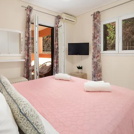 Villa Eleonas Luxury Homes *