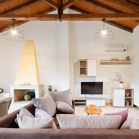 فيلة Eleonas Luxury Homes