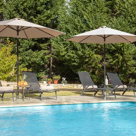 Eleonas Luxury Homes *