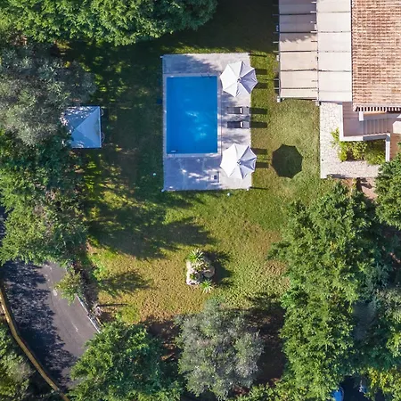Eleonas Luxury Homes Willa Gardeládes