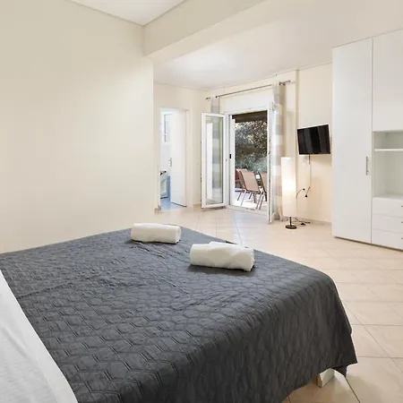 Eleonas Luxury Homes וילה Gardeládes