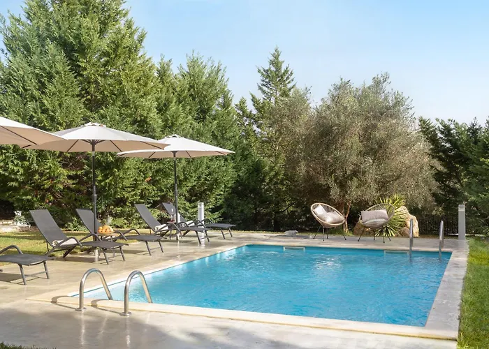 Eleonas Luxury Homes Gardeládes