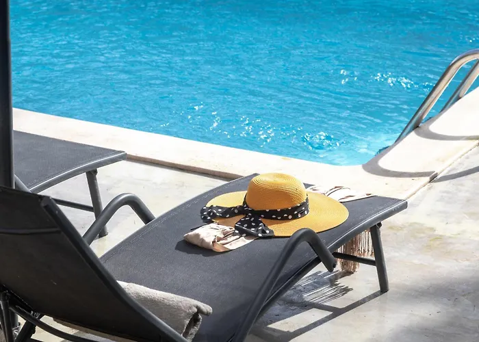 Villa Eleonas Luxury Homes *