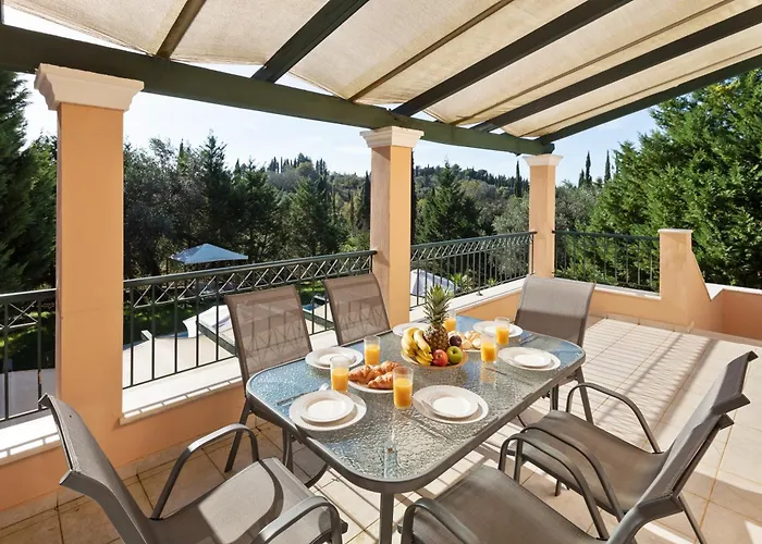 Eleonas Luxury Homes * Gardeládes