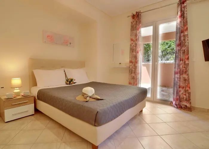 Villa Eleonas Luxury Homes