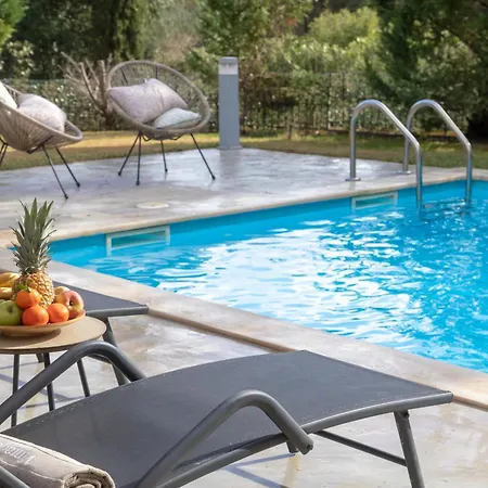 Eleonas Luxury Homes Gardeládes