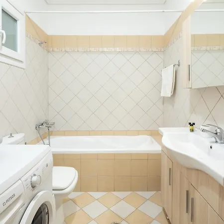 Eleonas Luxury Homes Gardeládes