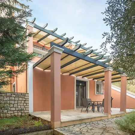 Eleonas Luxury Homes